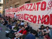 Genova, Piazza Alimonda, 20 luglio 2002, pochi minuti prima delle 17,27.
